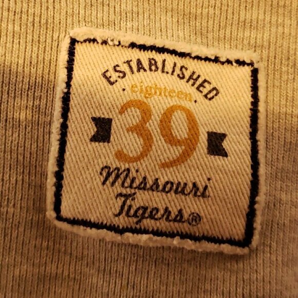 Banner 47 Mens Grey Distressed University Of Missouri Hooded Pullover Sweatshirt - Picture 4 of 7